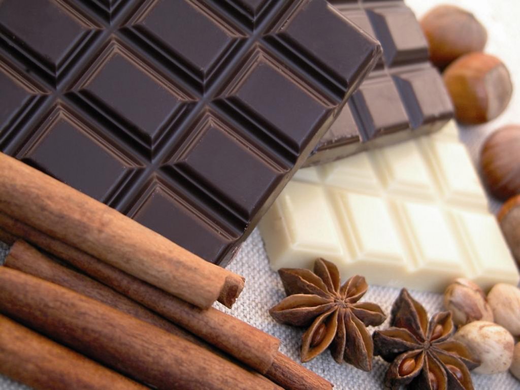 black_chocolates_white_chocolates_and_milk_chocolates